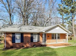 4817 Cinderella Rd, Charlotte, NC 28213