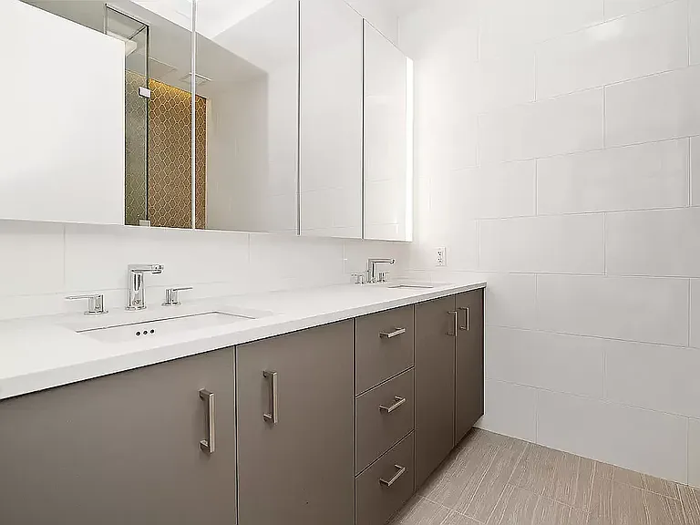 42 W 33rd St #31B — Photo 5