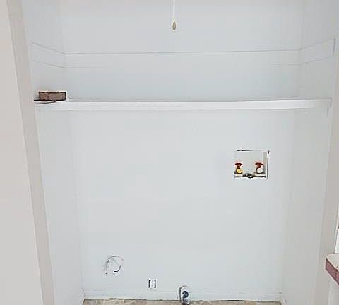 5th image of 102 Walnut St