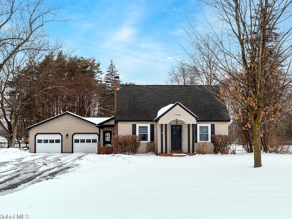 1709 Route 9, South Glens Falls, NY 12803 Zillow