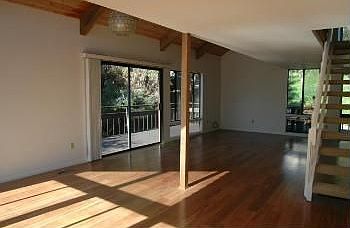 4th image of 3173 Goldfinch St
