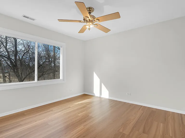 5370 Sequoia Ct — Photo 9