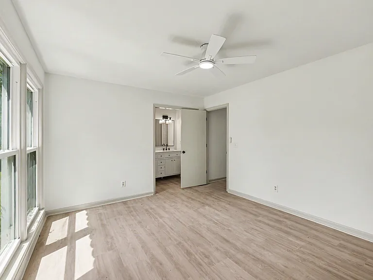 130 Sandtrap Rd — Photo 15
