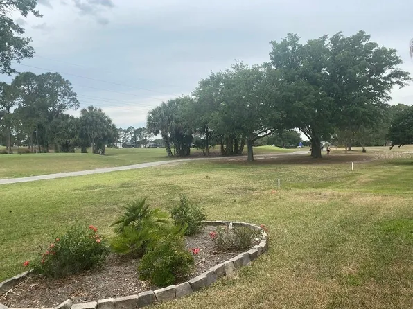 2204 Margarita Dr, The Villages, FL 32159
