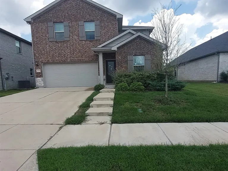 6004 Bailey Way — Photo 2