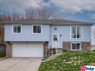 11208 Martin Ave, Omaha, NE 68164