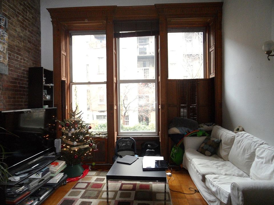 1st image of 17 W 82nd St APT 1B