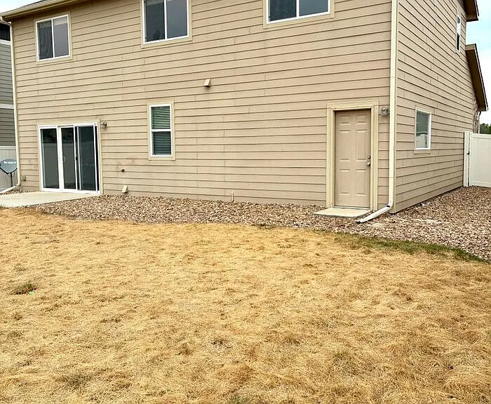831 Lakebrook Ct — Photo 33