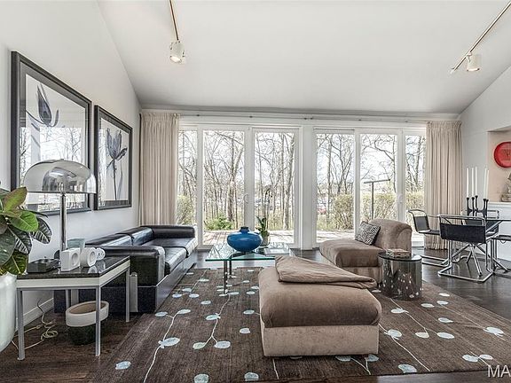 4th image of 2825 Clayton Forest Ct