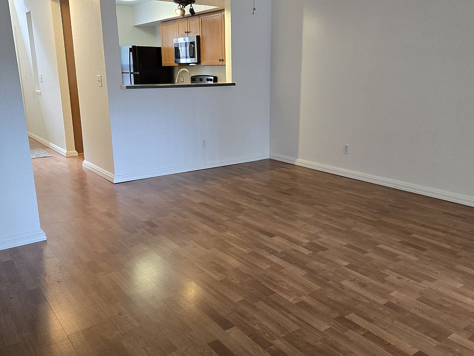 1st image of 13055G Lincoln Way