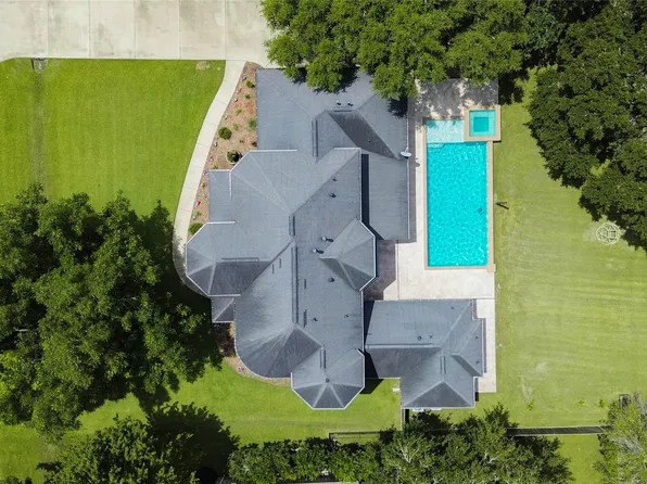 5327 Whitmore St, Weston Lakes, TX 77441
