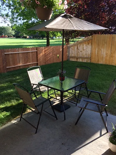 3 bed, 1200 sqft, $2,200 — Photo 3
