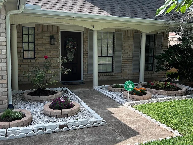 3110 Settlers Way Blvd — Photo 2