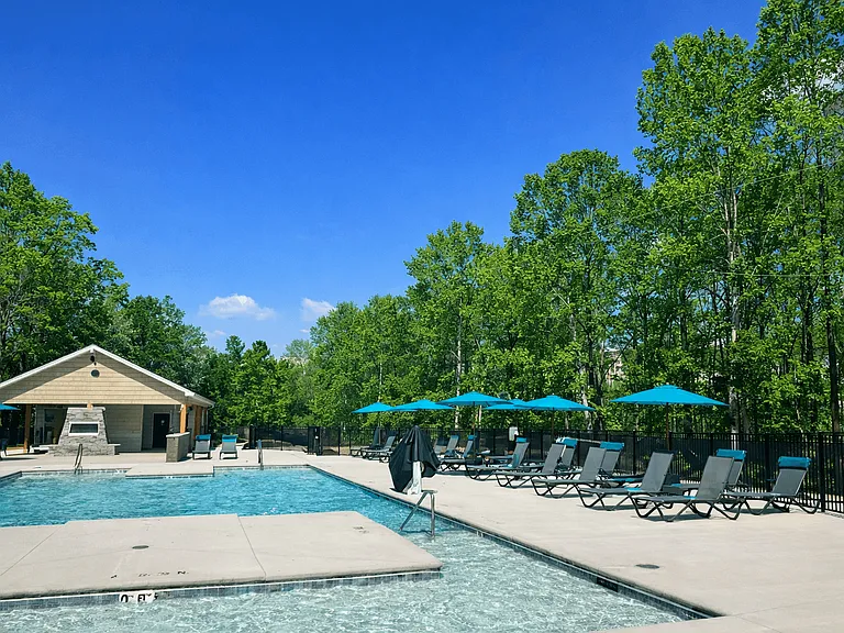 Pine Reserve Apartments — Photo 7