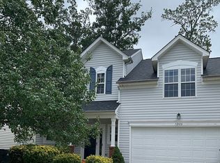 12616 Deaton Hill Dr, Charlotte, NC 28269