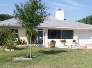 841 Entrada Dr S, Fort Myers, FL 33919