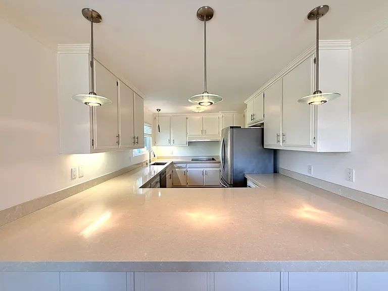 5770 Soledad Mountain Rd — Photo 21