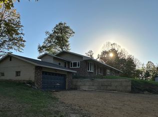 59355 415th Ave, Mazeppa, MN 55956