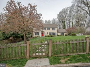 938 Ivycroft Rd, Wayne, PA 19087