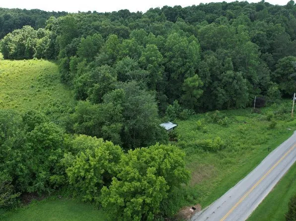 2616 Rabbit Flat Rd, Caneyville, KY 42721