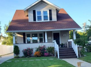 1706 71st St, Kenosha, WI 53143