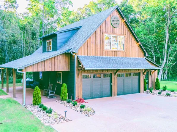 (undisclosed Address), Oxford, MS 38655