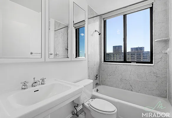 Rented by Mirador Real Estate | media 31