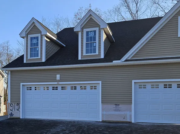 212 Boulder Court #212, Bristol, CT 06010