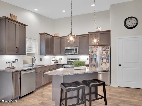 1658 N Benham St, Post Falls, ID 83854