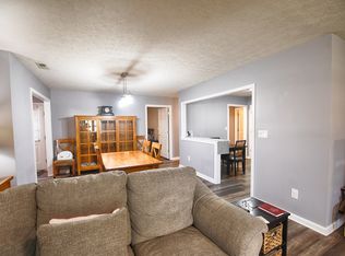 1711 Magnolia Dr, Greenwood, IN 46143