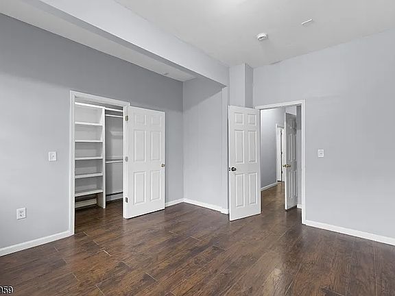 4th image of 76 Heckel St #1