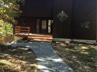 21 Ash Ct, Tuxedo Park, NY 10987