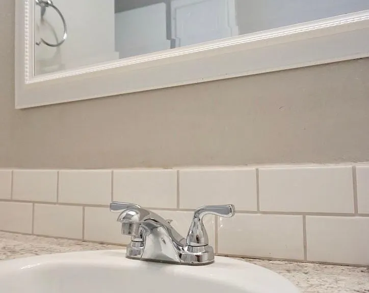 9027 N Rockwell Dr — Photo 14