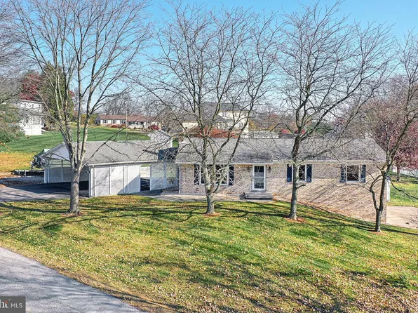 26 Pemberton Dr, East Berlin, PA 17316