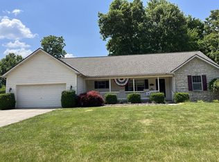 123 Mohican Ln, Pataskala, OH 43062
