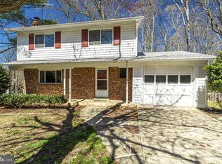 10022 Black Ct, Fairfax, VA 22032
