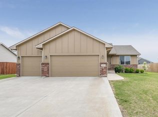 1474 N Aster St, Andover, KS 67002