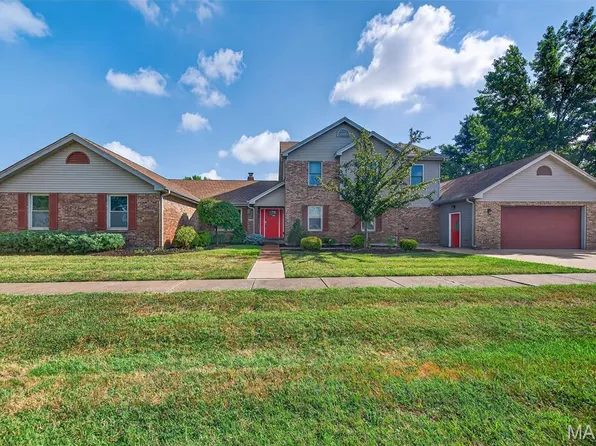 4931 Theiss Rd, Saint Louis, MO 63128