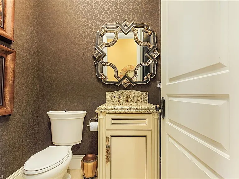 540 Snell Ct — Photo 7