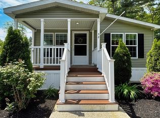 58 Beechwood Rd, Halifax, MA 02338