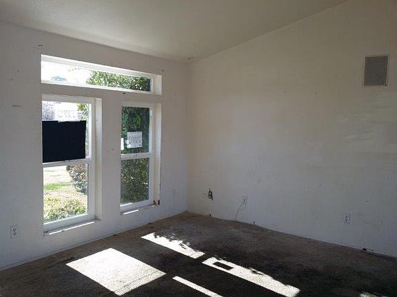 3rd image of 3768 Didcot Cir