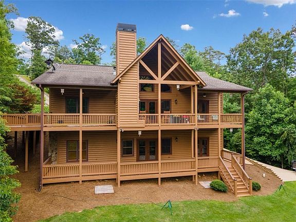 4th image of 1172 Settlers Ridge Rd