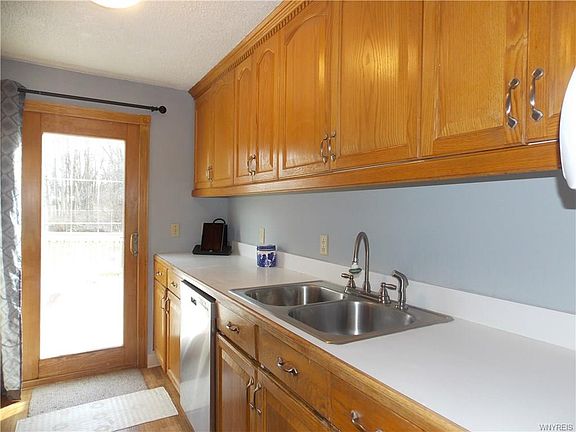 4th image of 1399 Glidden Cir