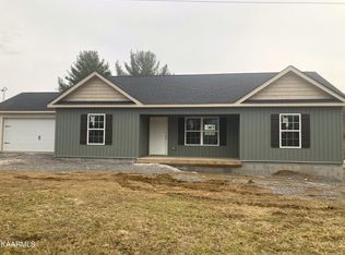 102 Oakwood Dr, Maynardville, TN 37807