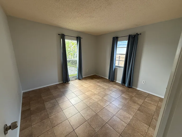 4140 Fargo St N #A — Photo 12