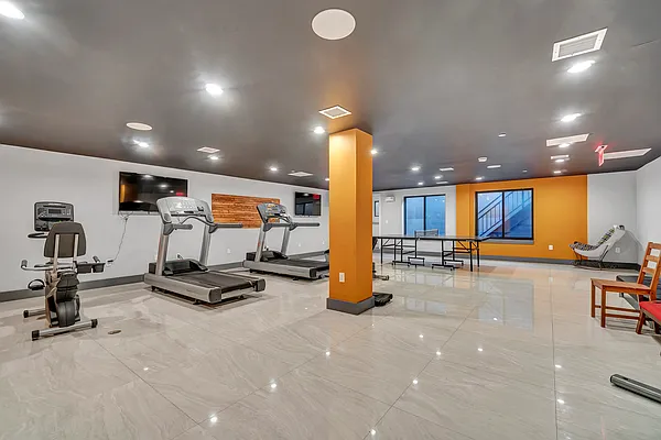 Rented by Corcoran | media 26