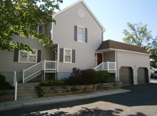 219 Society Hill Blvd, Cherry Hill, NJ 08003
