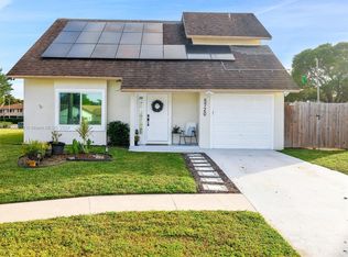 5720 NW 55th Ln, Tamarac, FL 33319
