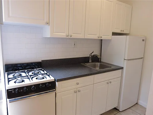 Rented by City & Suburban | media 44