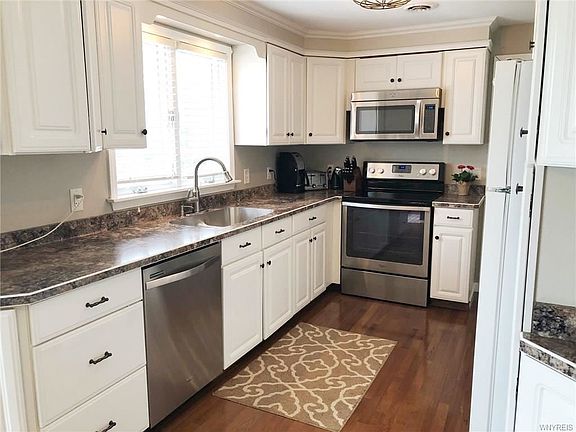 2nd image of 6484 Lu Don Dr